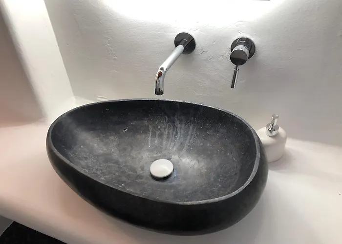 Mykonos 2 Bedroom House With Swimming Pool 奥诺斯